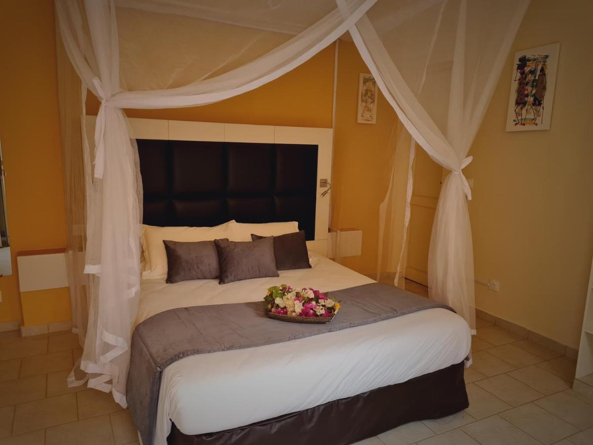 Bed and Breakfast Le Souimanga Bleu Saly Экстерьер фото