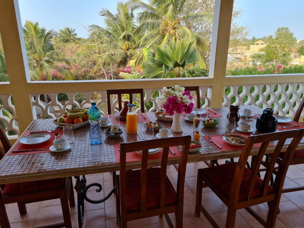 Bed and Breakfast Le Souimanga Bleu Saly Экстерьер фото