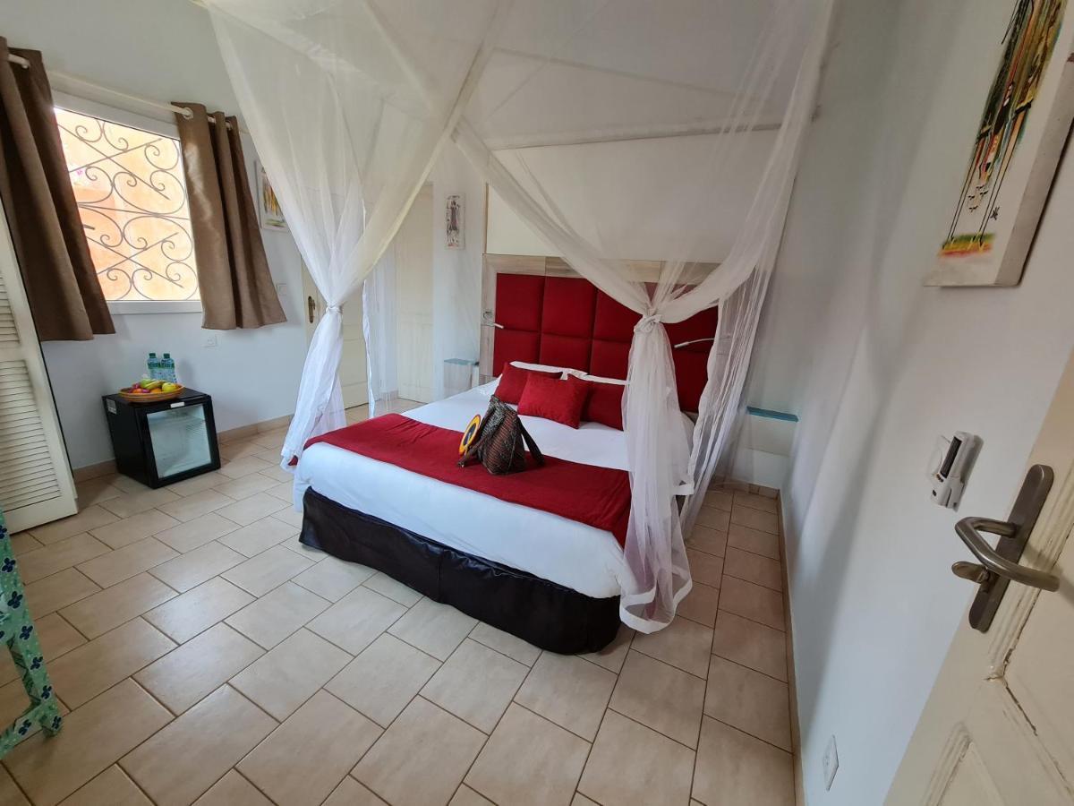 Bed and Breakfast Le Souimanga Bleu Saly Экстерьер фото