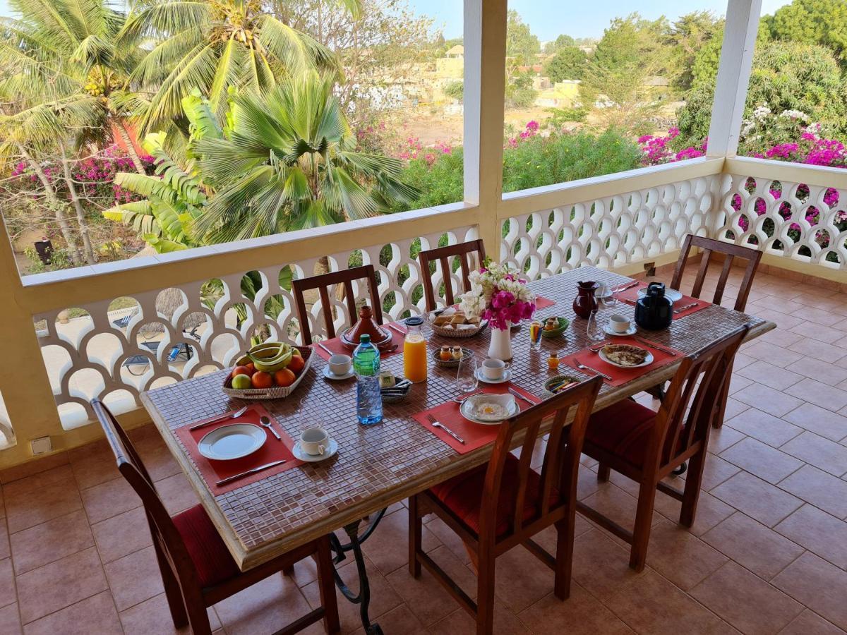 Bed and Breakfast Le Souimanga Bleu Saly Экстерьер фото