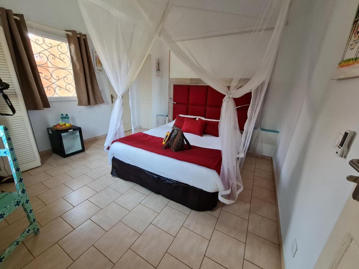 Bed and Breakfast Le Souimanga Bleu Saly Экстерьер фото