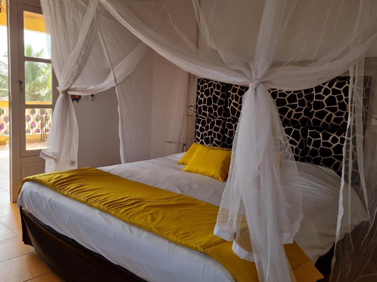 Bed and Breakfast Le Souimanga Bleu Saly Экстерьер фото