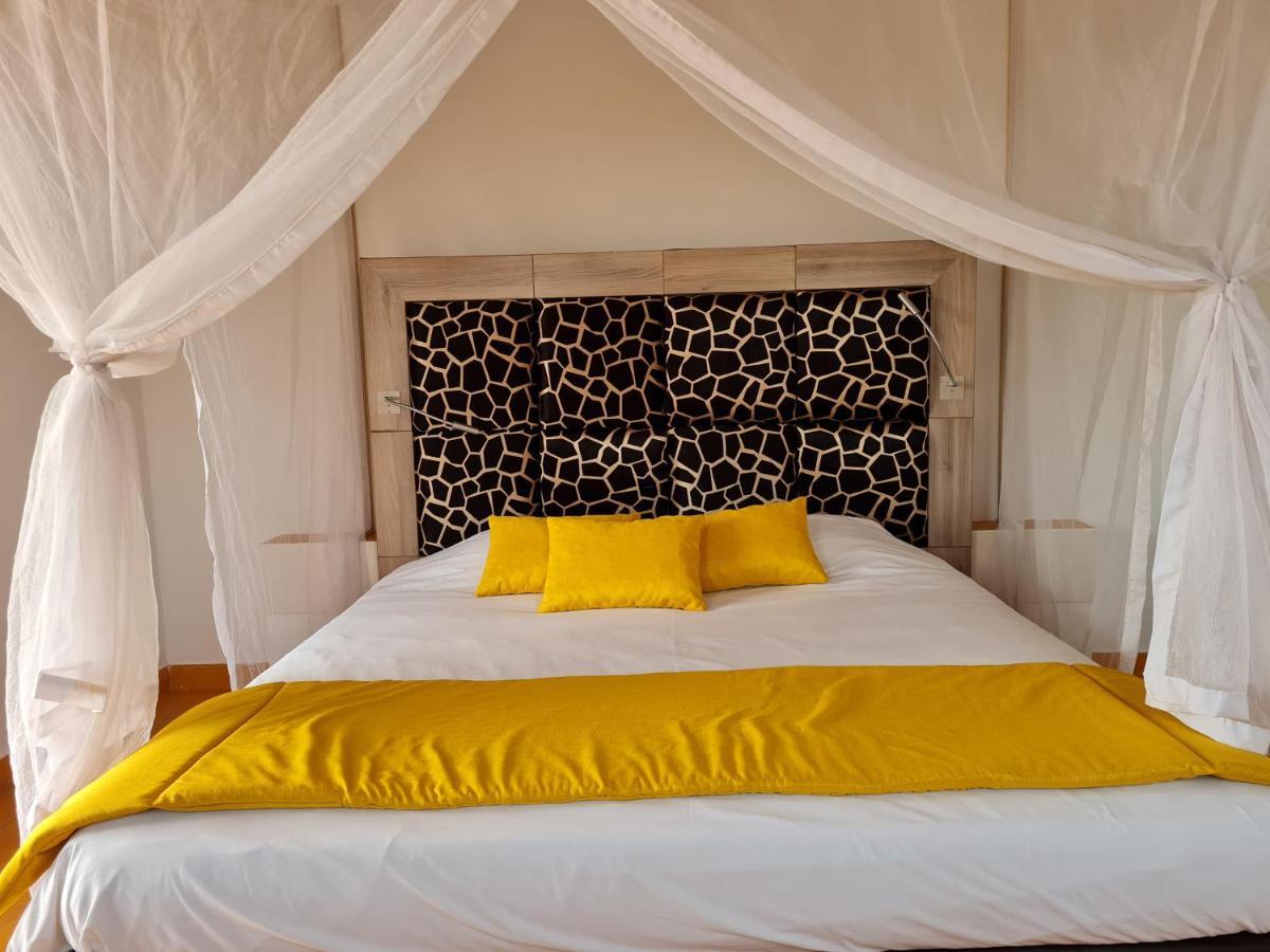 Bed and Breakfast Le Souimanga Bleu Saly Экстерьер фото