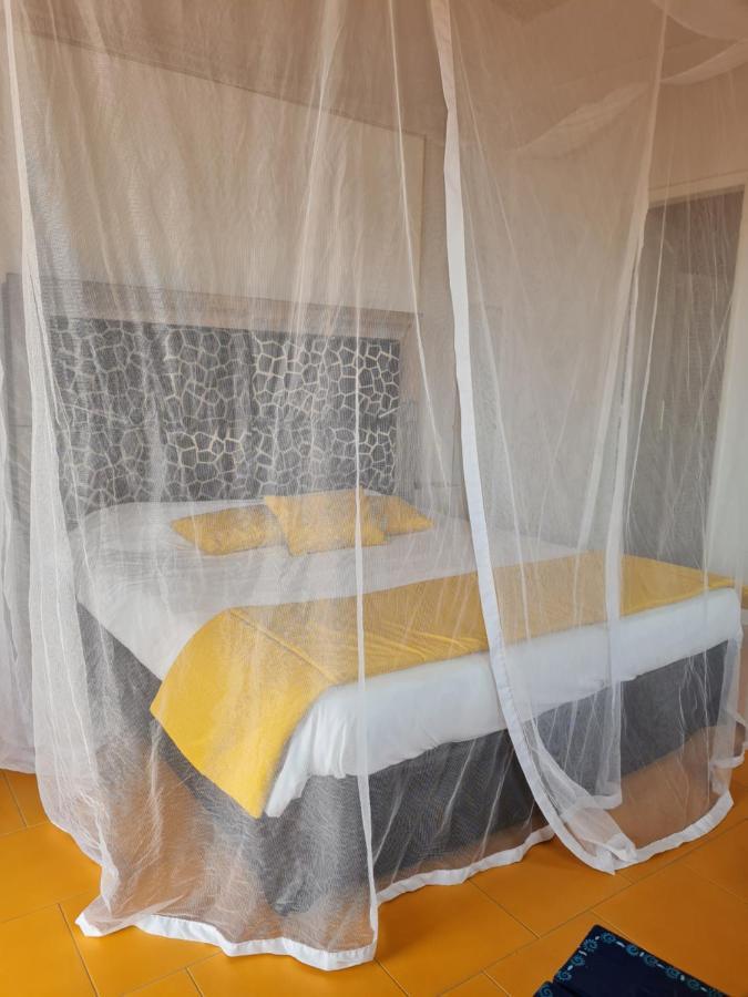 Bed and Breakfast Le Souimanga Bleu Saly Экстерьер фото
