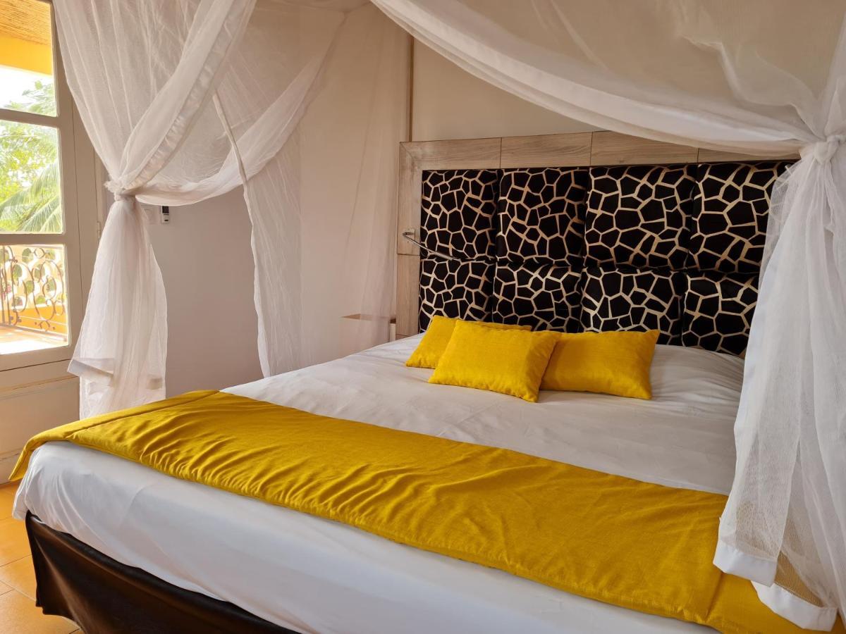 Bed and Breakfast Le Souimanga Bleu Saly Экстерьер фото